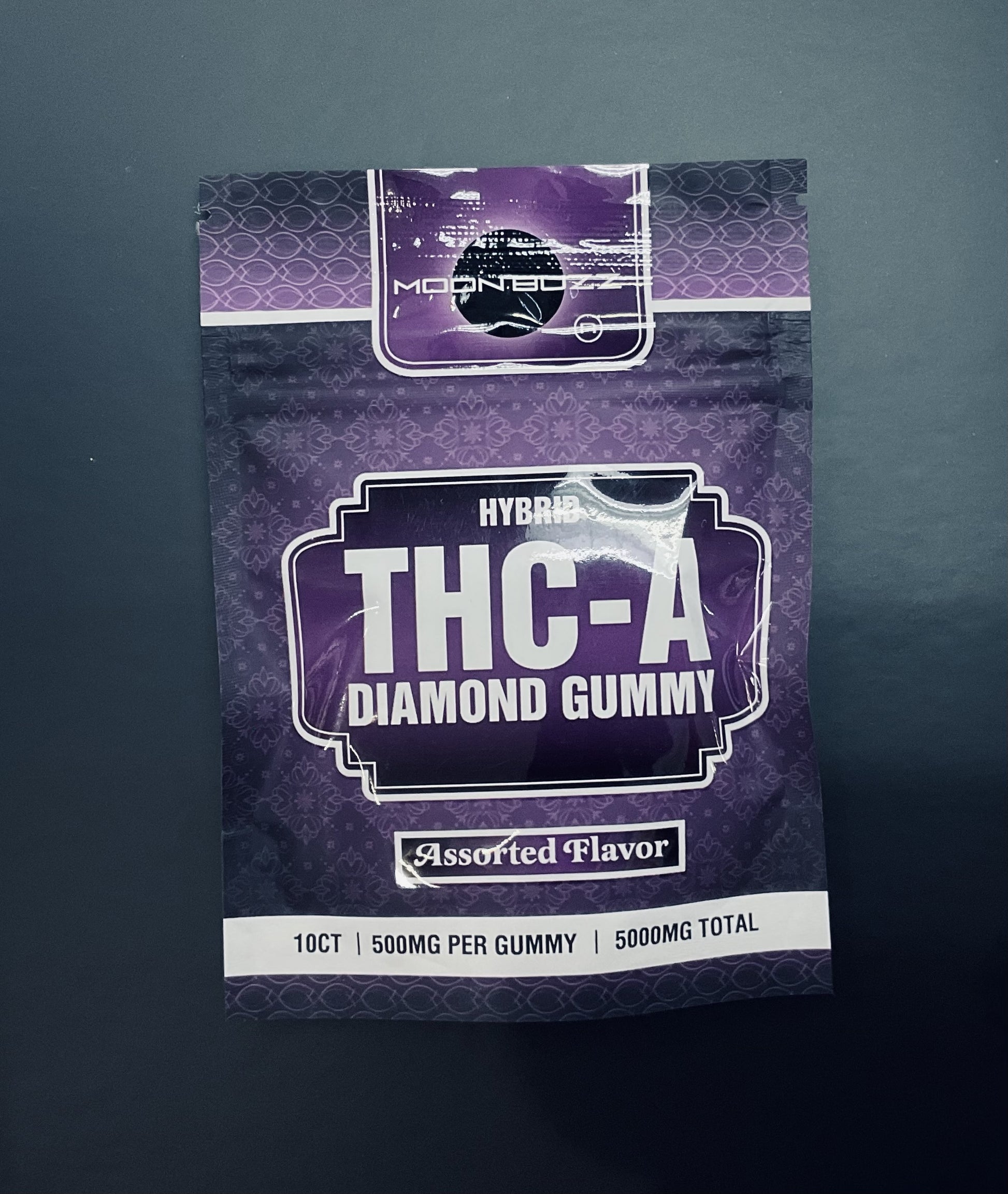 MOON BUZZ HYBRID MIX FLAVOR 500MG PER GUMMY
