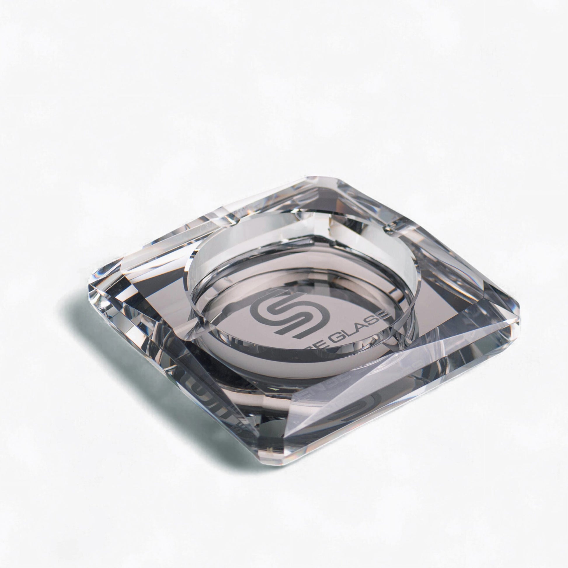 SENSE GLASS CRYSTAL SQUARE GLASS ASHTRAY